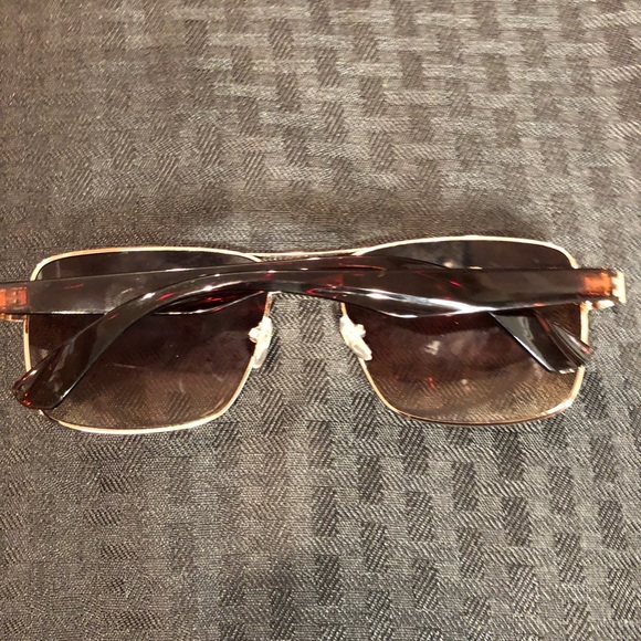 Men’s Sun Glasses - Picture 4 of 5